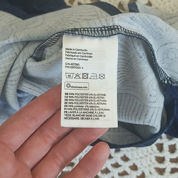 H&M Fan Pattern Shift Dress With Side Slits - Picture 7 of 9